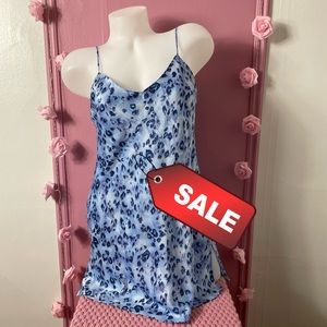 🤠 Medium - night dress lingerie pajama nuisette jaquette sleepwear blue animal